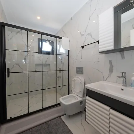 Apartment Ada Luxury